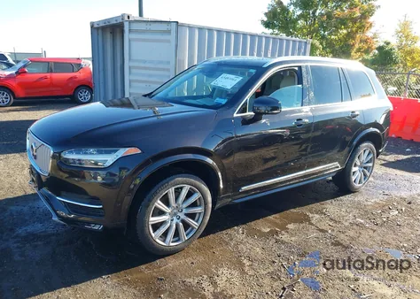2016 Volvo Xc90 T6 Inscription z USA, uszkodzony, nr VIN YV4A22PLXG1013155